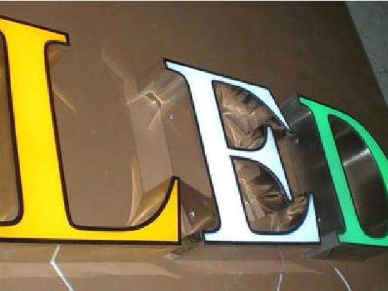汝南介绍LED招牌的基础知识。